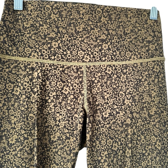 EVERLANE 25” The Perform High Rise Black Breen Floral Ankle Leggings - Picture 10 of 15